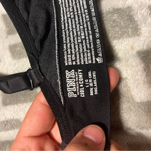 VS PINK Cool & Comfy comfortable, unlined bra - Picture 4 of 7